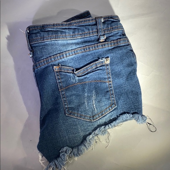 Empyre Jean shorts - Picture 2 of 5